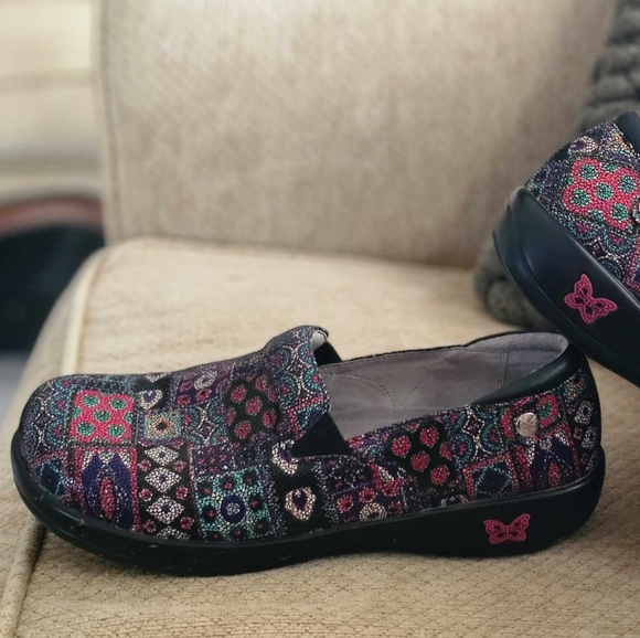Woman's Alegria Keli "Persian Rug" Clogs sz 41 - Picture 2 of 4